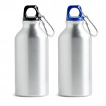 Botella de aluminio reciclado con tapón de color y mosquetón 400ml vista con varios colores