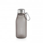 Botella de plástico reciclado estilo mate con mosquetón 350ml color negro vista con logo impreso