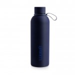 Botella térmica de acero inoxidable con acabado de goma 500ml color azul real vista con logo impreso