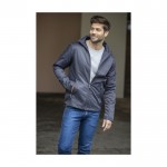 Chaqueta de hombre de nylon 320T y poliéster 60 g/m2 Elevate Life color negro imagen de estilo de vida