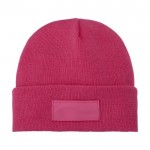 Gorro con parche color rosa