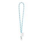 Lanyard colores claros y diseño a rayas color azul claro