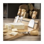 Tabla de madera para cortar queso con banda magnética y 4 utensilios primera vista