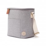 Bolsa refrigerante pequeña con correa color gris tercera vista