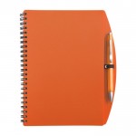 Libreta de tapa dura y bolígrafo a juego A5 hojas a rayas color naranja primera vista
