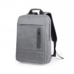 Mochila de nylon con bolsillo acolchado color gris