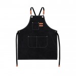 Delantal de efecto vaquero con varios bolsillos y detalles en PU color negro tercera vista