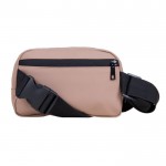 Bandolera de cuero sintético con un bolsillo exterior detrás color marrón tercera vista