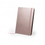 Cuadernos de polipiel acabado metalizado color rosa claro
