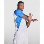 Camiseta técnica de poliéster con manga ranglán 140 g/m2 Roly Direct Bugatti color blanco/azul primera vista de uso