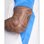 Camiseta técnica de poliéster con manga ranglán 140 g/m2 Roly Direct Bugatti color blanco/azul vista detalle 2