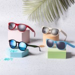 Gafas de sol de RPET con lente negro con protección UV400 vista de ambiente