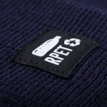Gorro de punto en poliéster RPET con dobladillo en frontal tercera vista