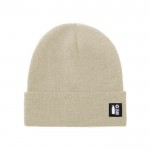 Gorro de punto en poliéster RPET con dobladillo en frontal color natural primera vista