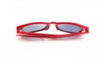 Gafas de sol para niños en distintos colores con lentes negros color rojo tercera vista