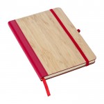 Cuaderno con tapa de bambú y cuero sintético A5 hojas a rayas color rojo segunda vista