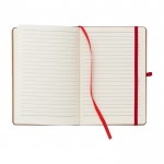 Cuaderno con tapa de bambú y cuero sintético A5 hojas a rayas color rojo cuarta vista