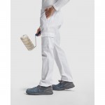 Pantalón laboral de poliéster y algodón de corte recto 210 g/m2 Roly Pintor color blanco quinta vista de uso