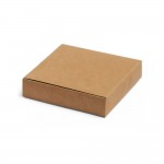 4 tizas de colores que van suministradas en una caja artesanal color marrón en caja