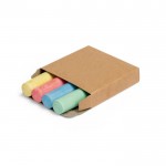 4 tizas de colores que van suministradas en una caja artesanal color marrón