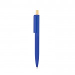Bolígrafo de plástico reciclado con pulsador de bambú tinta azul color azul primera vista