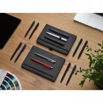 Set de bolígrafos en aluminio reciclado sin tinta y tinta azul vista bodegón