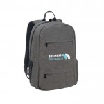 Mochila RPET con compartimento acolchado para tablet 10,1” y PC 15,6” color gris oscuro imagen con logo