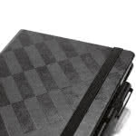 Cuadernos corporativos diseño geométrico color negro tercera vista