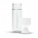Botella de cristal personalizada con vaso color transparente tercera vista