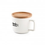 Taza de cerámica con tapa de bambú color negro con logo