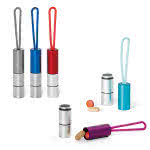 Linterna LED con correa de silicona color azul claro vista colores