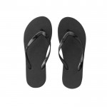 Chanclas de playa disponibles en varios colores color negro primera vista
