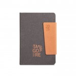 Agenda A5 en piel reciclada color gris oscuro tercera vista