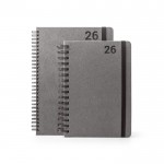 Agenda de cuero reciclado con anillas y planificación diaria A5 color negro tercera vista