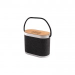 Altavoz portátil de RPET con cargador inalámbrico superrrápido color gris oscuro imagen con logo