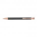 Bolígrafo metálico mate con detalles en oro rosa de tinta azul color gris primera vista