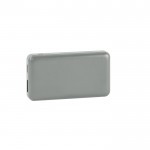 Batería externa de tamaño extra pequeño con capacidad de 4.000 mAh color gris primera vista