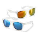 Gafas de sol con lentes de espejo en color color azul claro vista productos