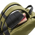 Mochila resistente al agua de algodón reciclado con hebilla 240 g/m2 color verde militar cuarta vista