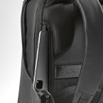 Mochila de RPET con cerradura numérica y tejidos anticorte 20L color gris oscuro segunda vista de detalle