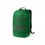 Mochila de RPET con tiras reflectantes y bolsillo para zapatos 25L color verde