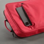 Mochila para PC de cuero sintético con respaldo acolchado 15,6” color burdeos tercera vista