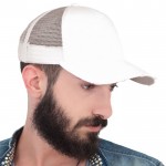 Gorra de algodón con la visera desgastada y cuepro en malla
