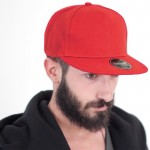 Gorra hecha parcialmente de lana con visera plana de 400 g/m2 color rojo vista 1
