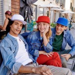 Gorra hecha parcialmente de lana con visera plana de 400 g/m2 vista de ambiente