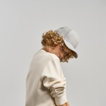 Gorra de poliéster reciclado aterciopelada de 6 paneles 135 g/m2 vista 4