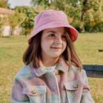 Gorro infantil en sarga de algodón con protección UV 280 g/m2 vista de ambiente
