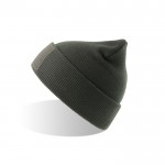 Gorro de poliéster reciclado de doble capa y parche personalizado color gris oscuro