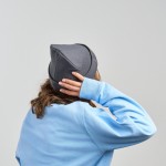 Gorro de poliéster reciclado de doble capa y parche personalizado vista 8