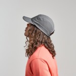 Gorra deportiva de poliéster reciclado con banda anti sudor 105 g/m2 vista 2